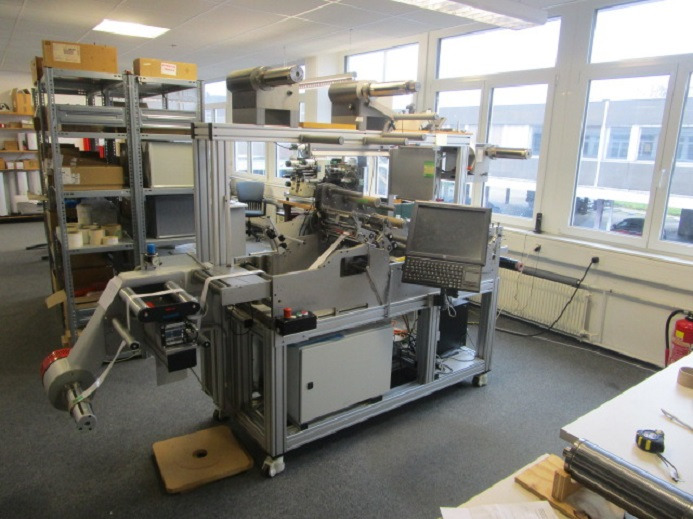 THERMOTRANSFER DRUCKSYSTEM MIT STANZE MPRINT MORLOCK LP 2000 (Drucken, Kaschieren, Stanzen) - Mașină de tipar: Foto 4 THERMOTRANSFER DRUCKSYSTEM MIT STANZE MPRINT MORLOCK LP 2000 (Drucken, Kaschieren, Stanzen) - Mașină de tipar: Foto 4