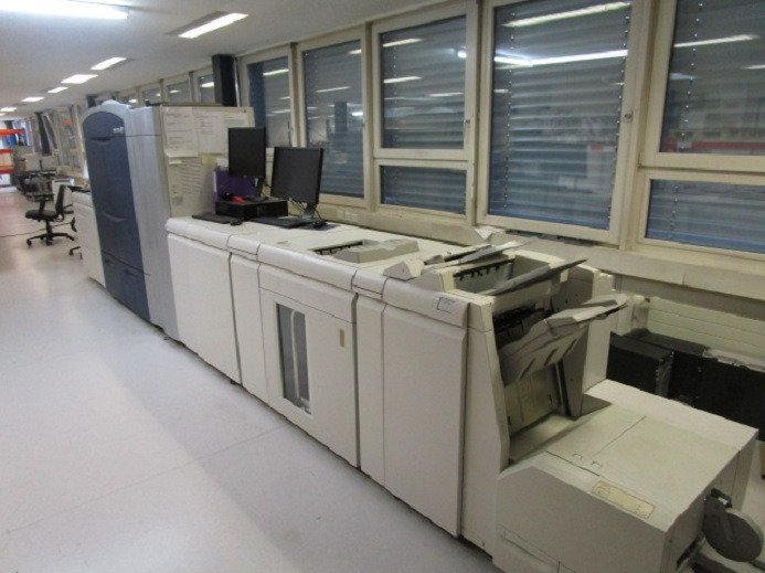 XEROX COLORPRESS 1000 / Colour 1000 mit Freeflow Printserver und Clear Toner - Mașină de tipar digital: Foto 5 XEROX COLORPRESS 1000 / Colour 1000 mit Freeflow Printserver und Clear Toner - Mașină de tipar digital: Foto 5