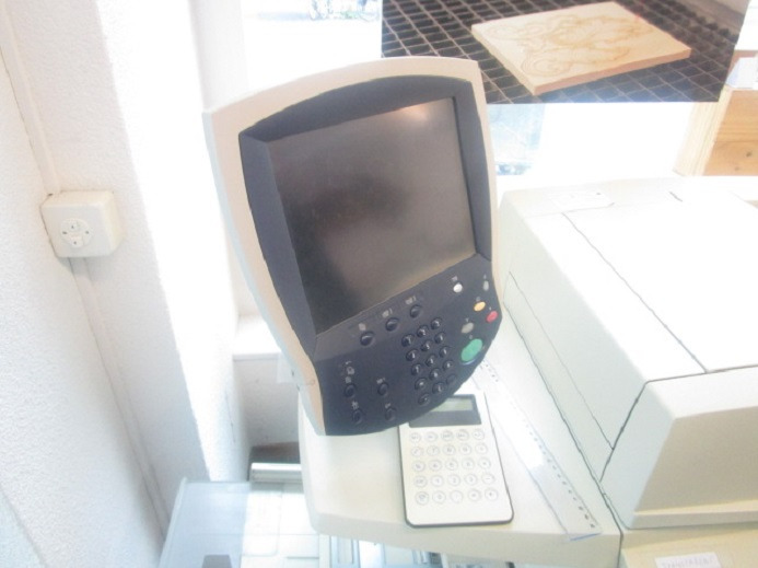 XEROX DC250 (Drucken, Kopieren, Scannen) mit Broschürenfinischer - Mașină de tipar: Foto 3 XEROX DC250 (Drucken, Kopieren, Scannen) mit Broschürenfinischer - Mașină de tipar: Foto 3