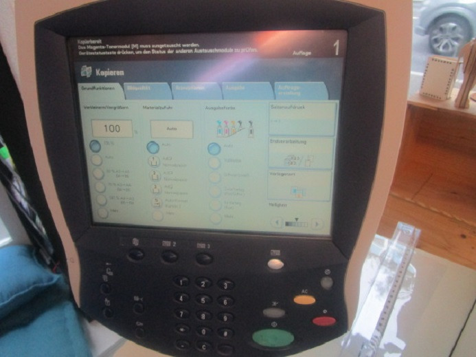 XEROX DC250 (Drucken, Kopieren, Scannen) mit Broschürenfinischer - Mașină de tipar: Foto 4 XEROX DC250 (Drucken, Kopieren, Scannen) mit Broschürenfinischer - Mașină de tipar: Foto 4
