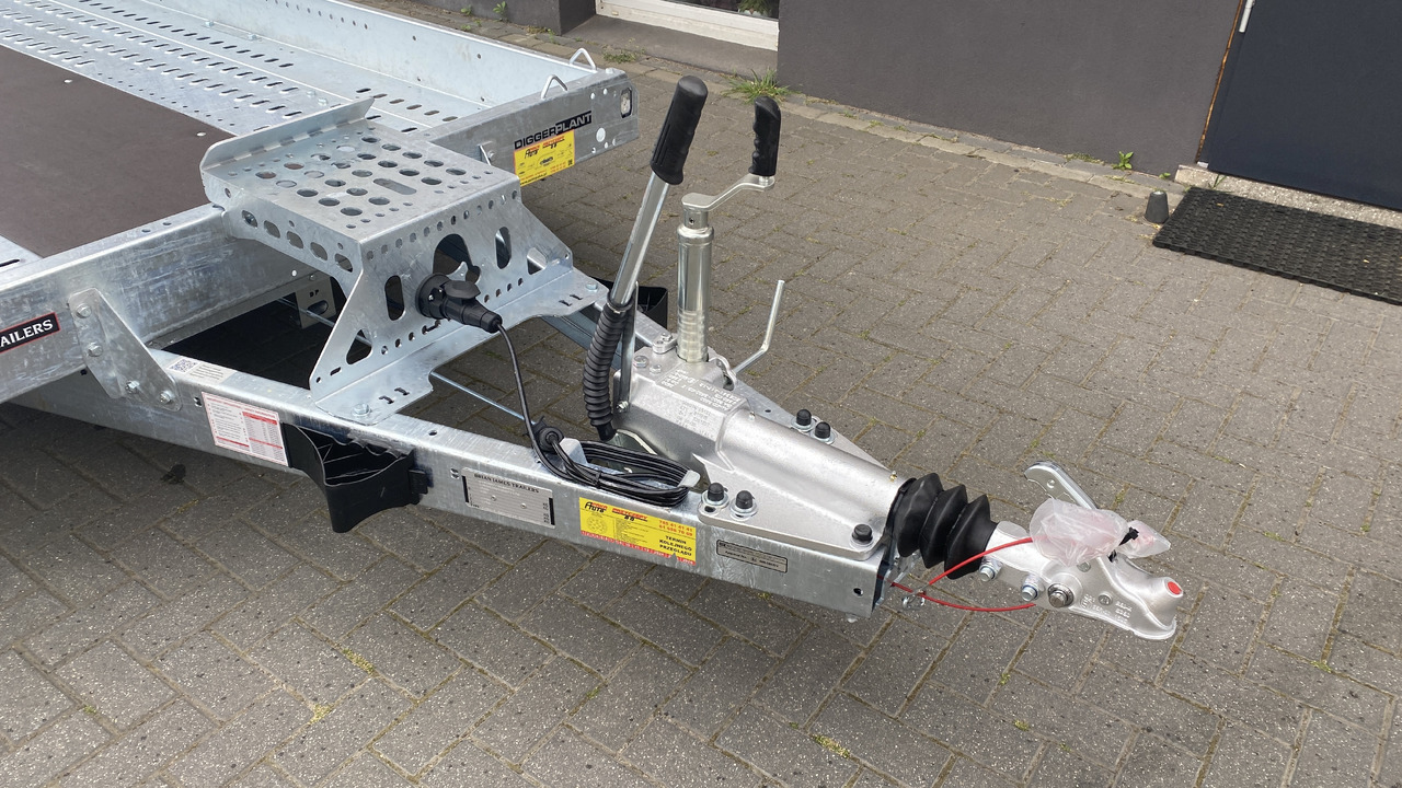 PRZYCZEPA BRIAN JAMES TRAILERS LAWETA KOPARKI MINIKOPARKI 3500KG 320x170 / BRIAN JAMES TRAILERS Excavator/Miniexcavator Flatbed Trailer 3500KG 320x170 - Remorcă transport utilaje: Foto 5 PRZYCZEPA BRIAN JAMES TRAILERS LAWETA KOPARKI MINIKOPARKI 3500KG 320x170 / BRIAN JAMES TRAILERS Excavator/Miniexcavator Flatbed Trailer 3500KG 320x170 - Remorcă transport utilaje: Foto 5