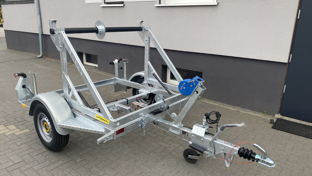 PRZYCZEPA KABLOWA POD BĘBEN KABLOWY ŚWIATŁOWÓD / CABLE TRAILER FOR FIBER OPTIC CABLE DRUM - Remorcă transport tamburi: Foto 2 PRZYCZEPA KABLOWA POD BĘBEN KABLOWY ŚWIATŁOWÓD / CABLE TRAILER FOR FIBER OPTIC CABLE DRUM - Remorcă transport tamburi: Foto 2