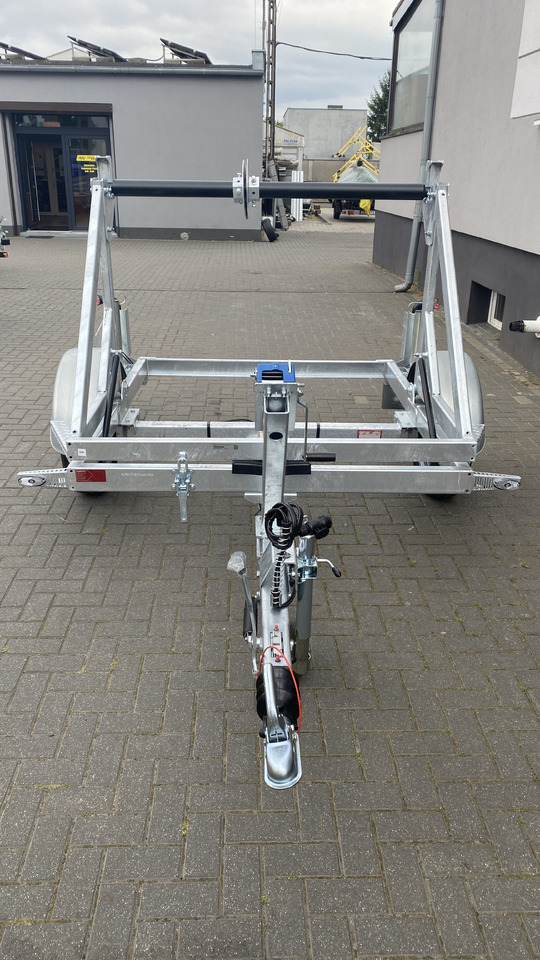 PRZYCZEPA KABLOWA POD BĘBEN KABLOWY ŚWIATŁOWÓD / CABLE TRAILER FOR FIBER OPTIC CABLE DRUM - Remorcă transport tamburi: Foto 3 PRZYCZEPA KABLOWA POD BĘBEN KABLOWY ŚWIATŁOWÓD / CABLE TRAILER FOR FIBER OPTIC CABLE DRUM - Remorcă transport tamburi: Foto 3