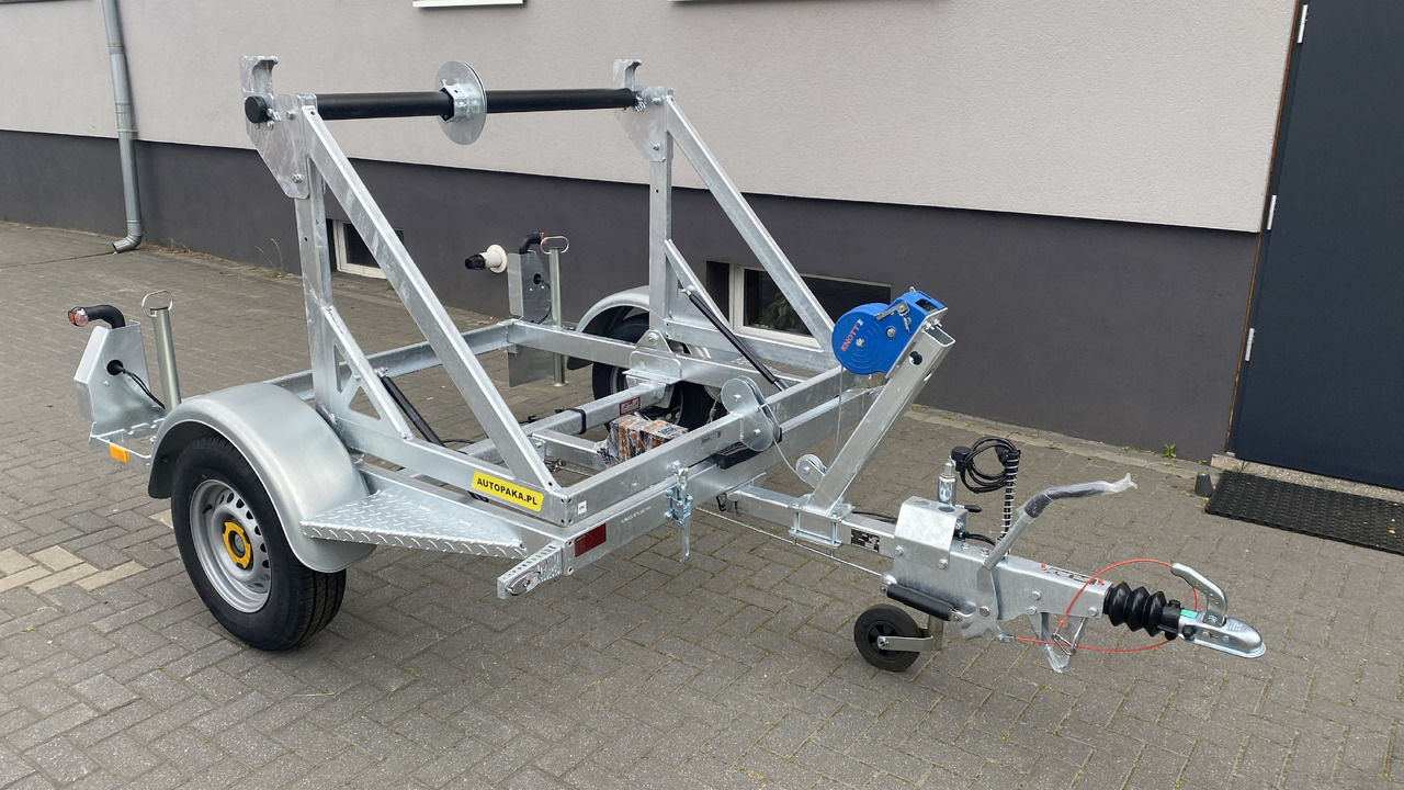 PRZYCZEPA KABLOWA POD BĘBEN KABLOWY ŚWIATŁOWÓD / CABLE TRAILER FOR FIBER OPTIC CABLE DRUM - Remorcă transport tamburi: Foto 4 PRZYCZEPA KABLOWA POD BĘBEN KABLOWY ŚWIATŁOWÓD / CABLE TRAILER FOR FIBER OPTIC CABLE DRUM - Remorcă transport tamburi: Foto 4
