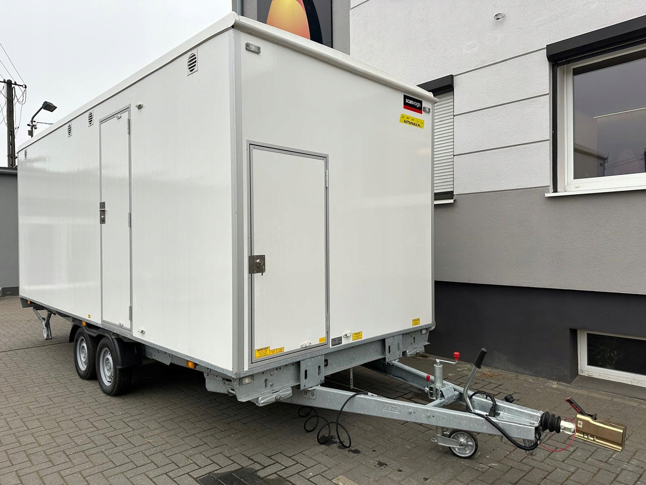 PRZYCZEPA SOCJALNA / SOCIAL TRAILER - Container locuibil, Remorcă: Foto 3 PRZYCZEPA SOCJALNA / SOCIAL TRAILER - Container locuibil, Remorcă: Foto 3