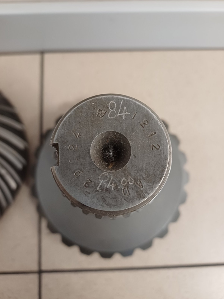 EURORICAMBI MAN - Transmisie finală: Foto 3 EURORICAMBI MAN - Transmisie finală: Foto 3