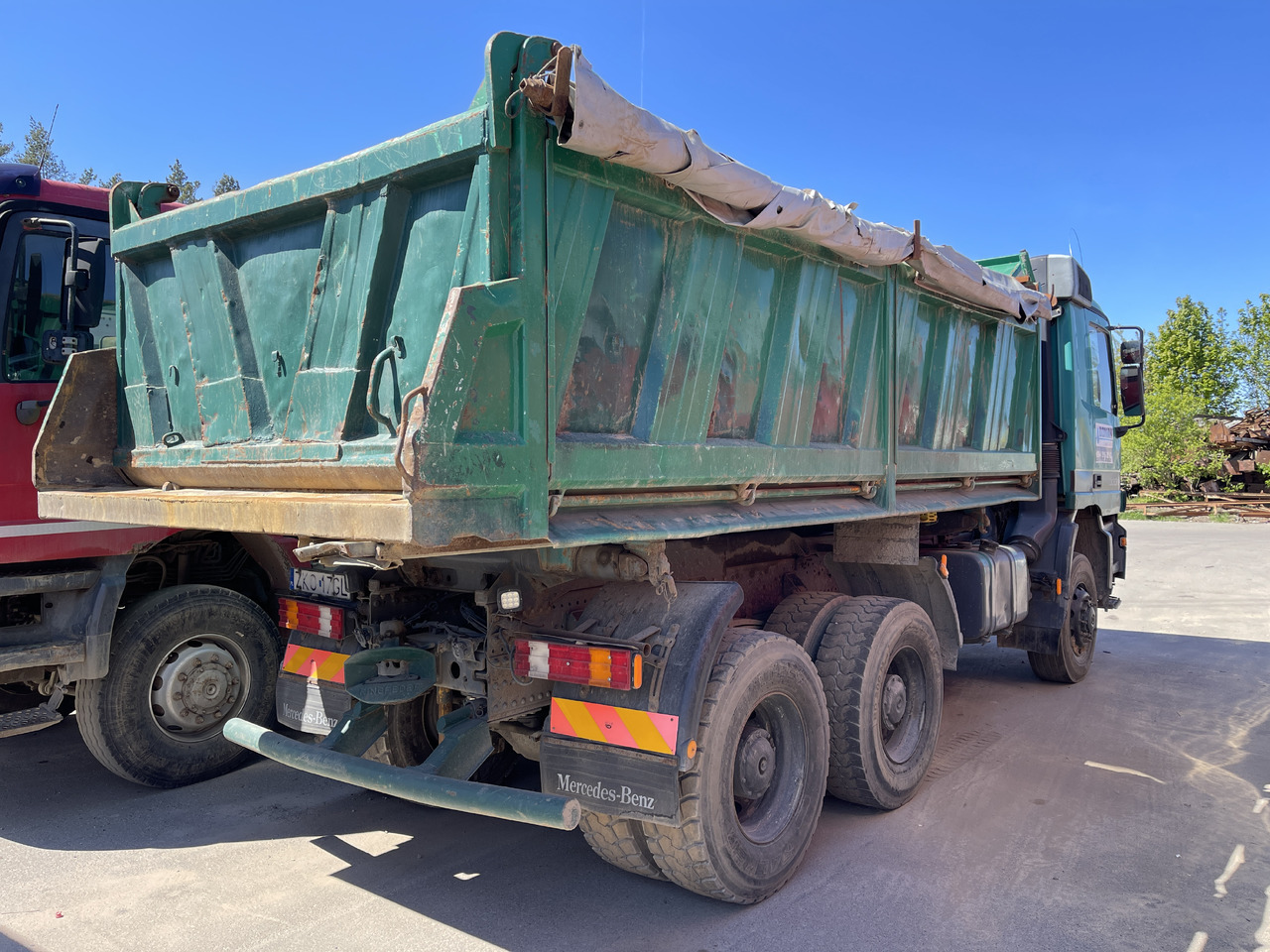 MERCEDES-BENZ Actros 3331 - Camion basculantă: Foto 4 MERCEDES-BENZ Actros 3331 - Camion basculantă: Foto 4