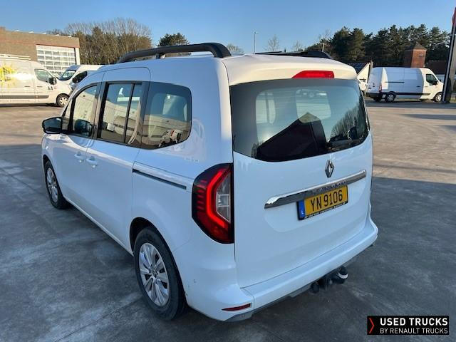 Renault Trucks Kangoo - Cap tractor: Foto 3 Renault Trucks Kangoo - Cap tractor: Foto 3