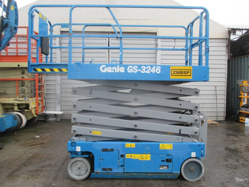 Genie GS 3246 - Platforma foarfeca: Foto 1 Genie GS 3246 - Platforma foarfeca: Foto 1