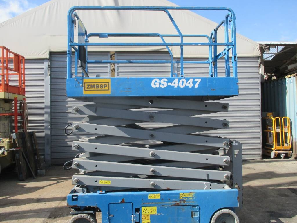 Genie GS 4047 - Platforma foarfeca: Foto 1 Genie GS 4047 - Platforma foarfeca: Foto 1