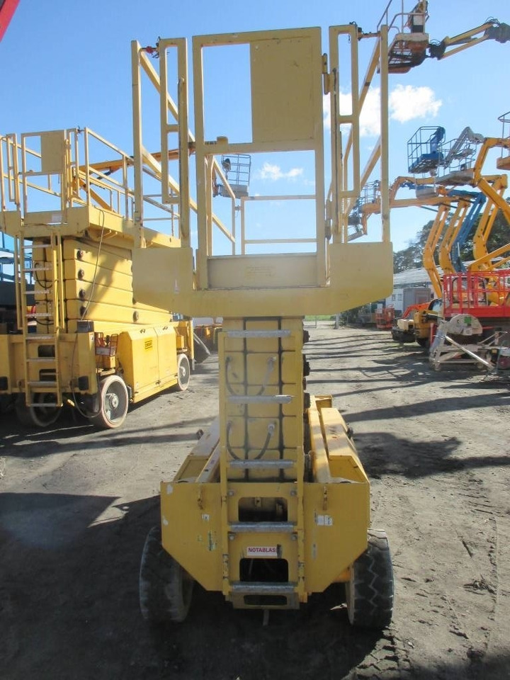 HAB S142-12E2WD - Platforma foarfeca: Foto 4 HAB S142-12E2WD - Platforma foarfeca: Foto 4