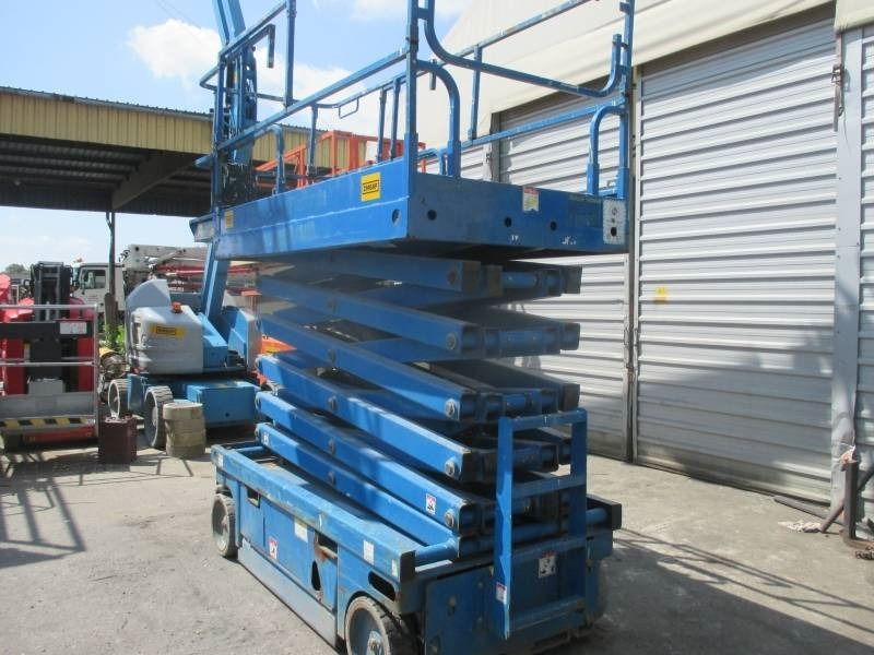Haulotte Compact 14 - Platforma foarfeca: Foto 4 Haulotte Compact 14 - Platforma foarfeca: Foto 4