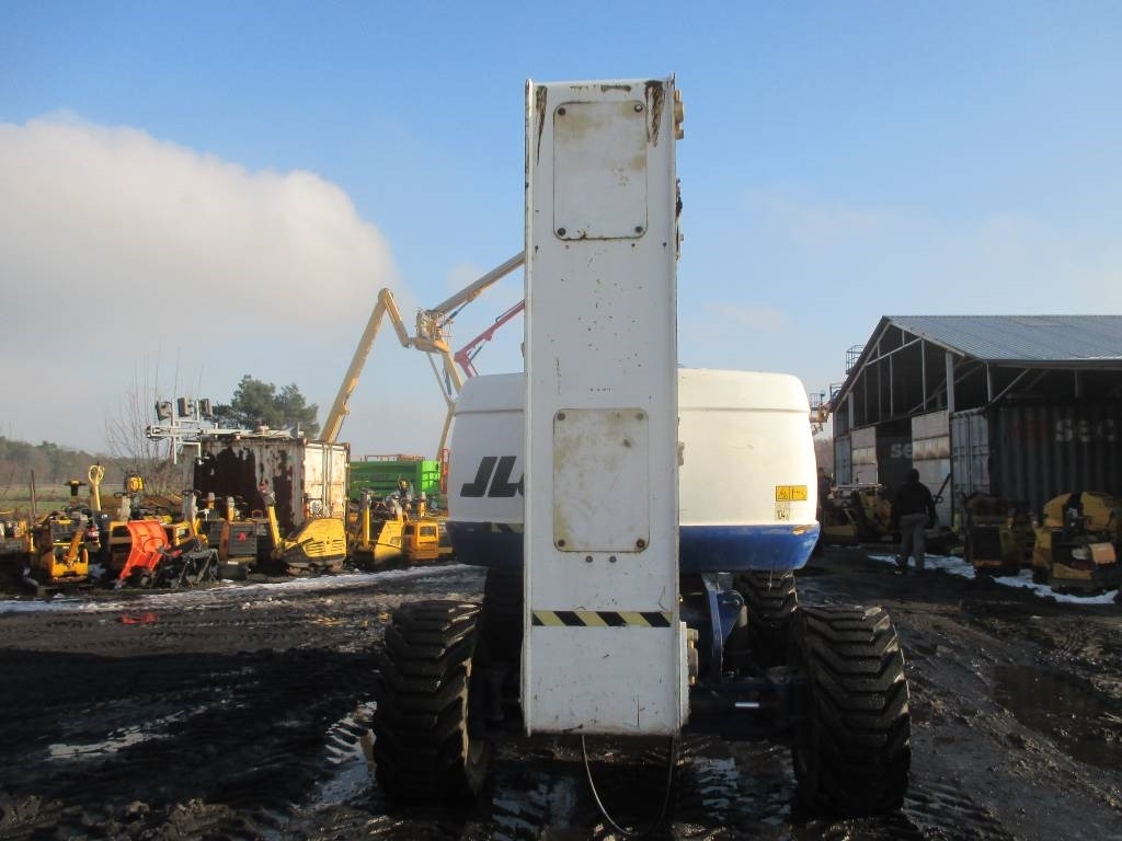 JLG 800 AJ - Nacela articulata: Foto 5 JLG 800 AJ - Nacela articulata: Foto 5