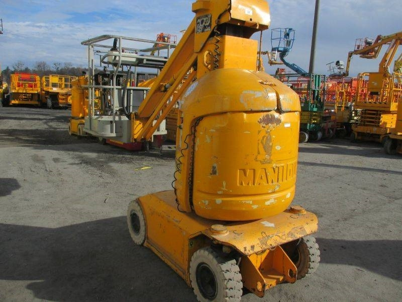 Manitou 105 VJR 2 - Platformă verticală: Foto 4 Manitou 105 VJR 2 - Platformă verticală: Foto 4