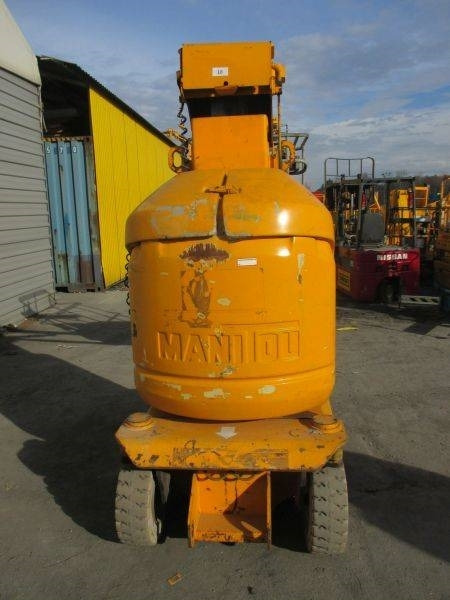 Manitou 105 VJR 2 - Platformă verticală: Foto 3 Manitou 105 VJR 2 - Platformă verticală: Foto 3