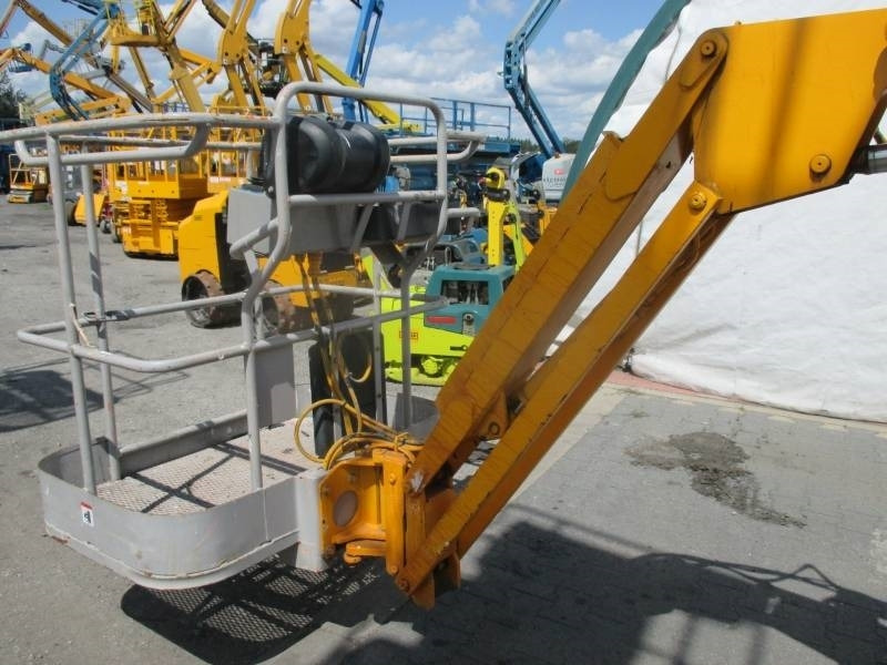 Manitou 150 AET JC - Nacela articulata: Foto 3 Manitou 150 AET JC - Nacela articulata: Foto 3