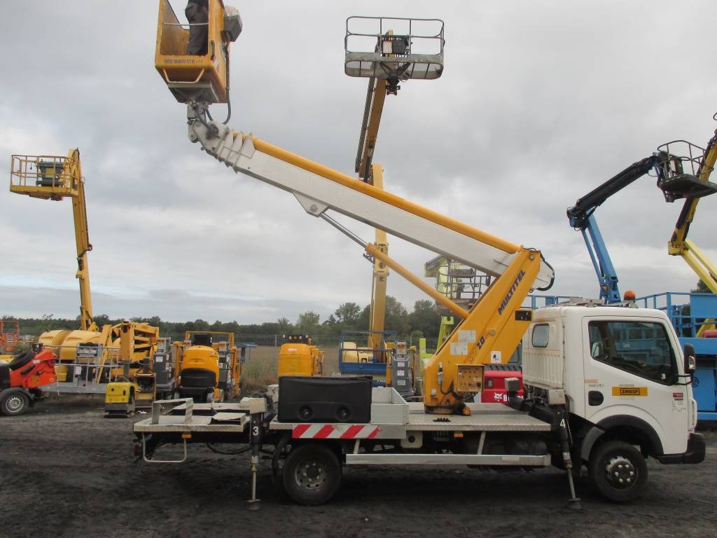 Multitel MT 202 - Camion cu nacela: Foto 1 Multitel MT 202 - Camion cu nacela: Foto 1