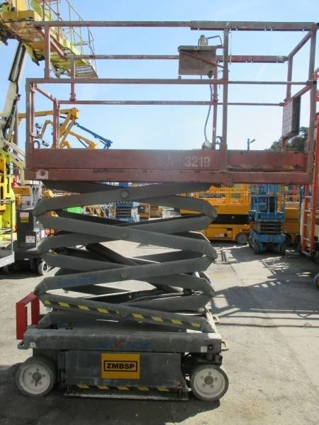 SkyJack SJ III 3219 - Platforma foarfeca: Foto 5 SkyJack SJ III 3219 - Platforma foarfeca: Foto 5