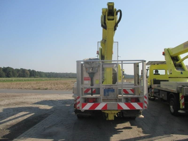 Wumag WT 230 - Camion cu nacela: Foto 5 Wumag WT 230 - Camion cu nacela: Foto 5