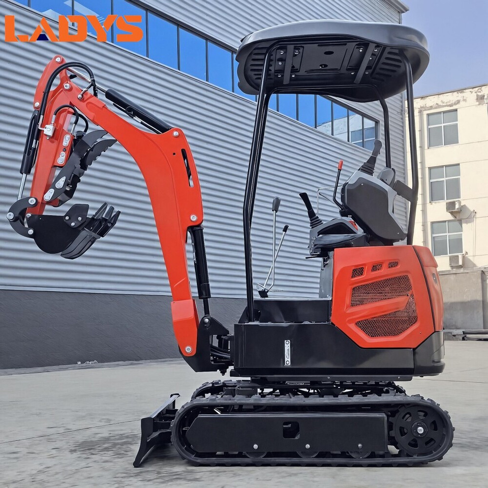 LADYS Mini Excavator Digger Miniexcavadora EPA Kubota Engine Chinese LADYS DY18 Mini Excavator For Sale With Mini Excavator Attachment Set - Mini excavator: Foto 3 LADYS Mini Excavator Digger Miniexcavadora EPA Kubota Engine Chinese LADYS DY18 Mini Excavator For Sale With Mini Excavator Attachment Set - Mini excavator: Foto 3