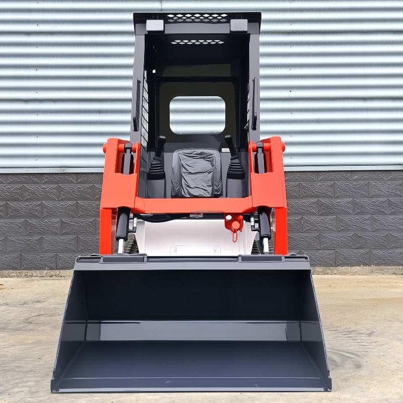 LEZUM LA670 Mini Small Skid Steer Loader Compact Track Diesel Mini Skid Steer Loader For Sale With Small Mini Skid Steer Attachments 4 In 1 Bucket - Mini încărcător: Foto 3 LEZUM LA670 Mini Small Skid Steer Loader Compact Track Diesel Mini Skid Steer Loader For Sale With Small Mini Skid Steer Attachments 4 In 1 Bucket - Mini încărcător: Foto 3