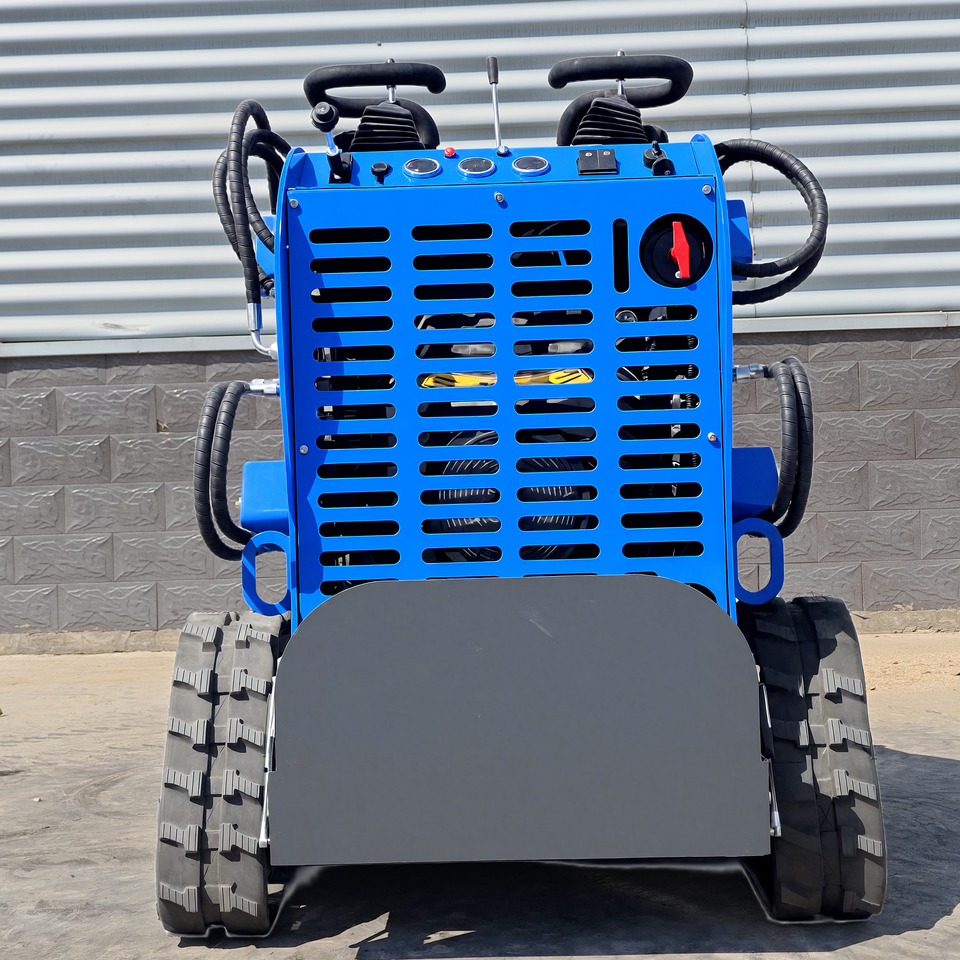 LEZUM Free Shipping LA380 Mini Skid Steer Loader Compact Track Diesel Cheap Mini Skid Steer Loader For Sale With Mini Skid Steer Attachments 4 In 1 Bucket - Mini încărcător: Foto 5 LEZUM Free Shipping LA380 Mini Skid Steer Loader Compact Track Diesel Cheap Mini Skid Steer Loader For Sale With Mini Skid Steer Attachments 4 In 1 Bucket - Mini încărcător: Foto 5