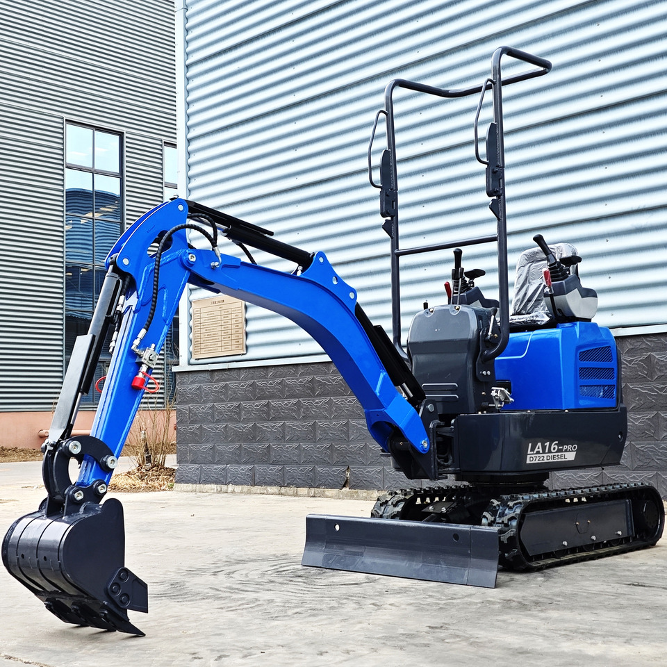 LEZUM LA16Pro Mini Excavator  Euro 5/Epa Kubota Engine Mini Excavator For Sale - Excavator: Foto 1 LEZUM LA16Pro Mini Excavator  Euro 5/Epa Kubota Engine Mini Excavator For Sale - Excavator: Foto 1
