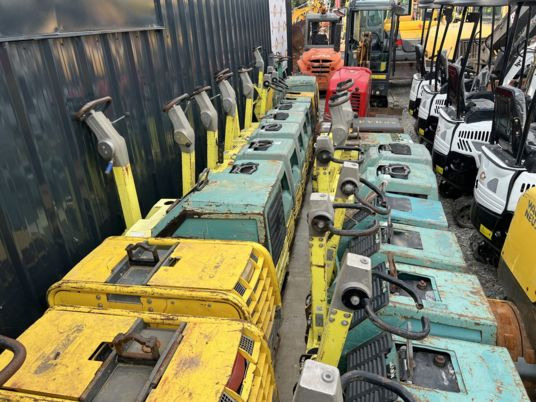 Ammann APH6020 - Placă compactoare: Foto 2 Ammann APH6020 - Placă compactoare: Foto 2