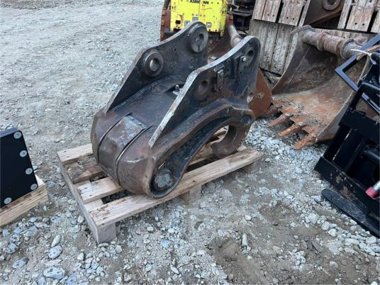Attache rapide hydraulique Morin M6 - Cuplare rapidă: Foto 4 Attache rapide hydraulique Morin M6 - Cuplare rapidă: Foto 4