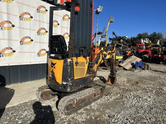 Mini excavator Bobcat E08 à 9 900 € HT: Foto 11 Mini excavator Bobcat E08 à 9 900 € HT: Foto 11