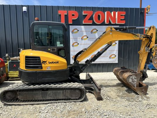 Bobcat E50 à 28500€ HT - Mini excavator: Foto 1 Bobcat E50 à 28500€ HT - Mini excavator: Foto 1