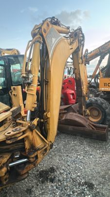 Caterpillar 428 à 13500 € HT - Buldoexcavator: Foto 4 Caterpillar 428 à 13500 € HT - Buldoexcavator: Foto 4