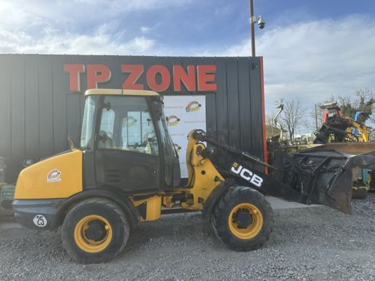 JCB 406 à 23500 € HT - Încărcător articulat: Foto 1 JCB 406 à 23500 € HT - Încărcător articulat: Foto 1