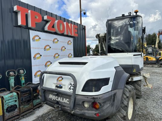 Mecalac NEW 12MTX À 54900 E HT - Excavator pe roţi: Foto 3 Mecalac NEW 12MTX À 54900 E HT - Excavator pe roţi: Foto 3