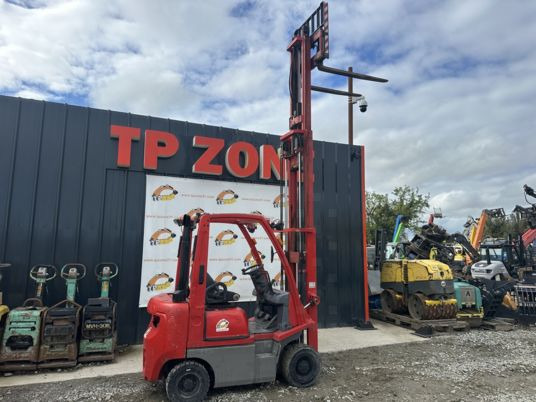 Nissan CHARIOT DIESEL 1T5 à 10500 € HT - Stivuitor diesel: Foto 1 Nissan CHARIOT DIESEL 1T5 à 10500 € HT - Stivuitor diesel: Foto 1