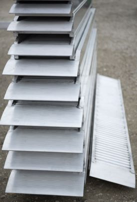 Rampes de chargement aluminium - Rampă de încărcare: Foto 2 Rampes de chargement aluminium - Rampă de încărcare: Foto 2