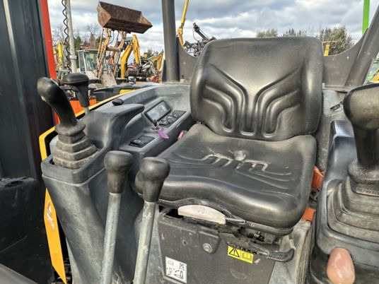 Volvo ECR25D à 22 500 € HT - Mini excavator: Foto 5 Volvo ECR25D à 22 500 € HT - Mini excavator: Foto 5