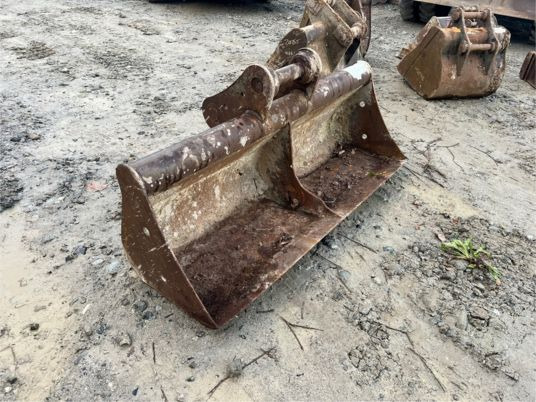 Godet de curage - axe 60 mm - Cupă excavator: Foto 4 Godet de curage - axe 60 mm - Cupă excavator: Foto 4