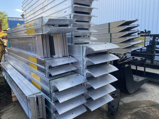 Rampes de chargement en alu - Rampă de încărcare: Foto 2 Rampes de chargement en alu - Rampă de încărcare: Foto 2