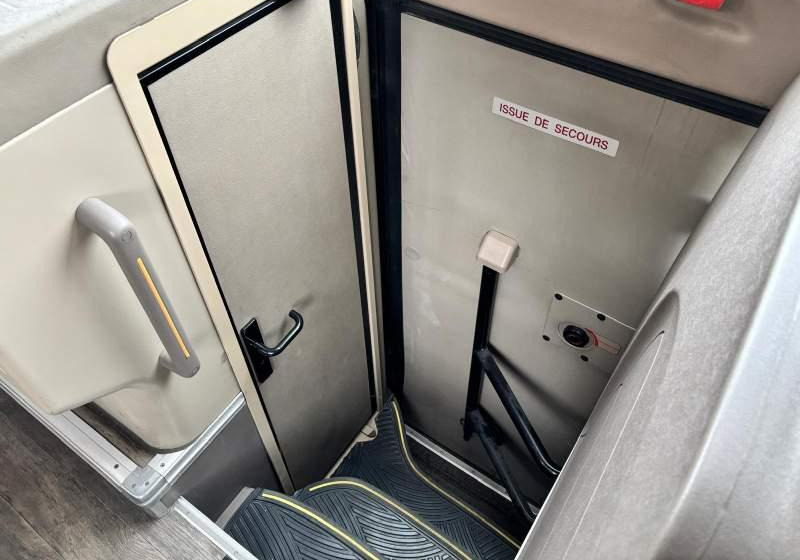 Autocar Irisbus Irisbus MAGELEYS HD EURO 5: Foto 14 Autocar Irisbus Irisbus MAGELEYS HD EURO 5: Foto 14