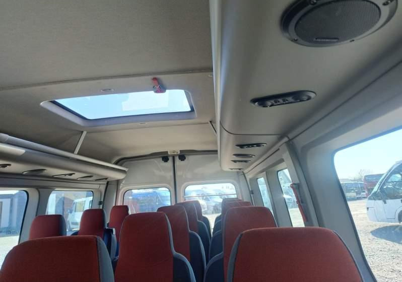 Autobuz interurban Renault Master 17 miejsc EURO 6: Foto 8