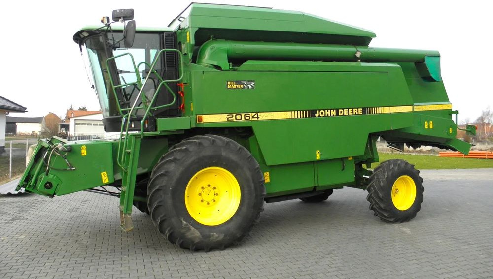 John Deere 2064 HM 1996 Rok, Nie Malowany, UMOWA KUPNA -SPRZEDAZY - Combină de recoltat cereale: Foto 1 John Deere 2064 HM 1996 Rok, Nie Malowany, UMOWA KUPNA -SPRZEDAZY - Combină de recoltat cereale: Foto 1