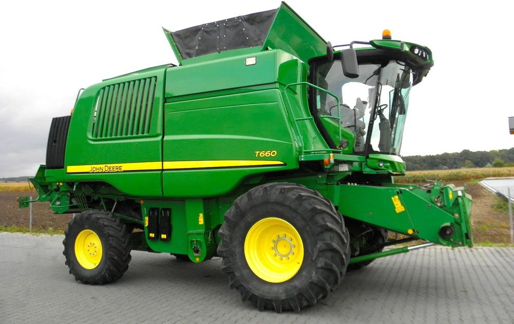 John Deere T660 2014 Rok, heder 7,6m, 2700 mtg na silniku, Najbogatsza Wersja, Nie Malowany, Stan Idealny - Combină de recoltat cereale: Foto 2 John Deere T660 2014 Rok, heder 7,6m, 2700 mtg na silniku, Najbogatsza Wersja, Nie Malowany, Stan Idealny - Combină de recoltat cereale: Foto 2