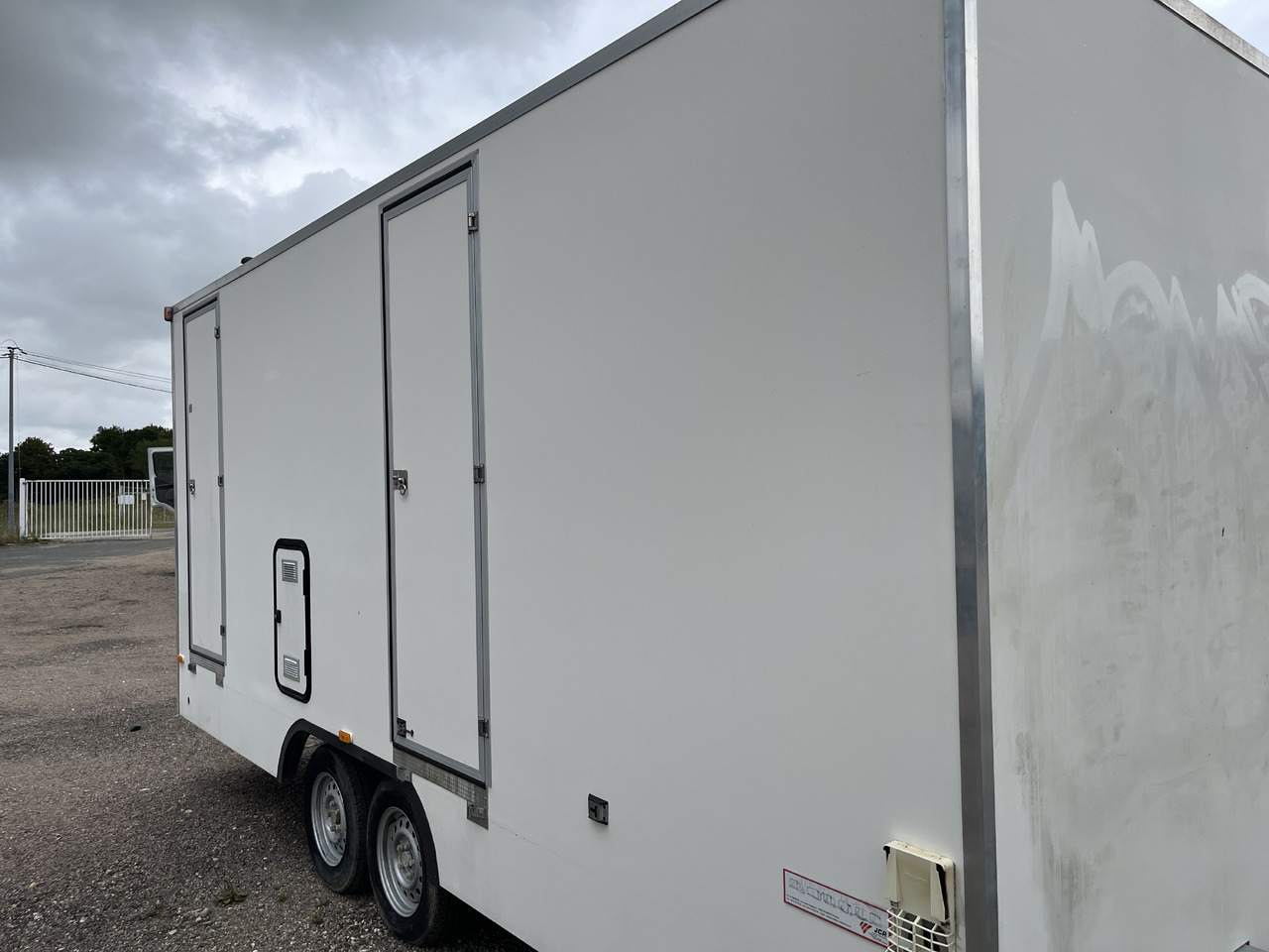 Jcr Base de vie - Remorca auto: Foto 3 Jcr Base de vie - Remorca auto: Foto 3