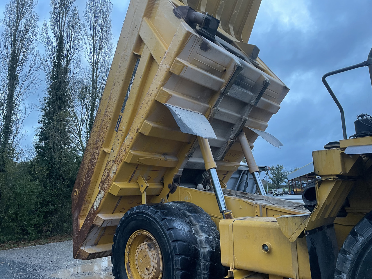 Camion minier KOMATSU Hd405-6: Foto 7