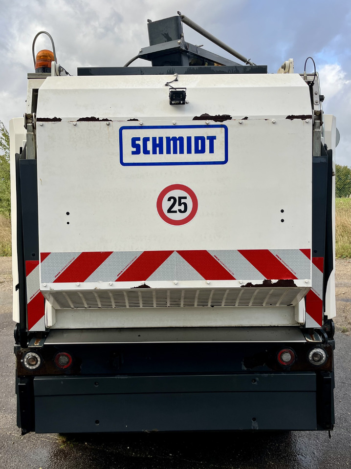 SCHMIDT Cs556 cs500 compact 400 - Măturătoare stradală: Foto 5 SCHMIDT Cs556 cs500 compact 400 - Măturătoare stradală: Foto 5