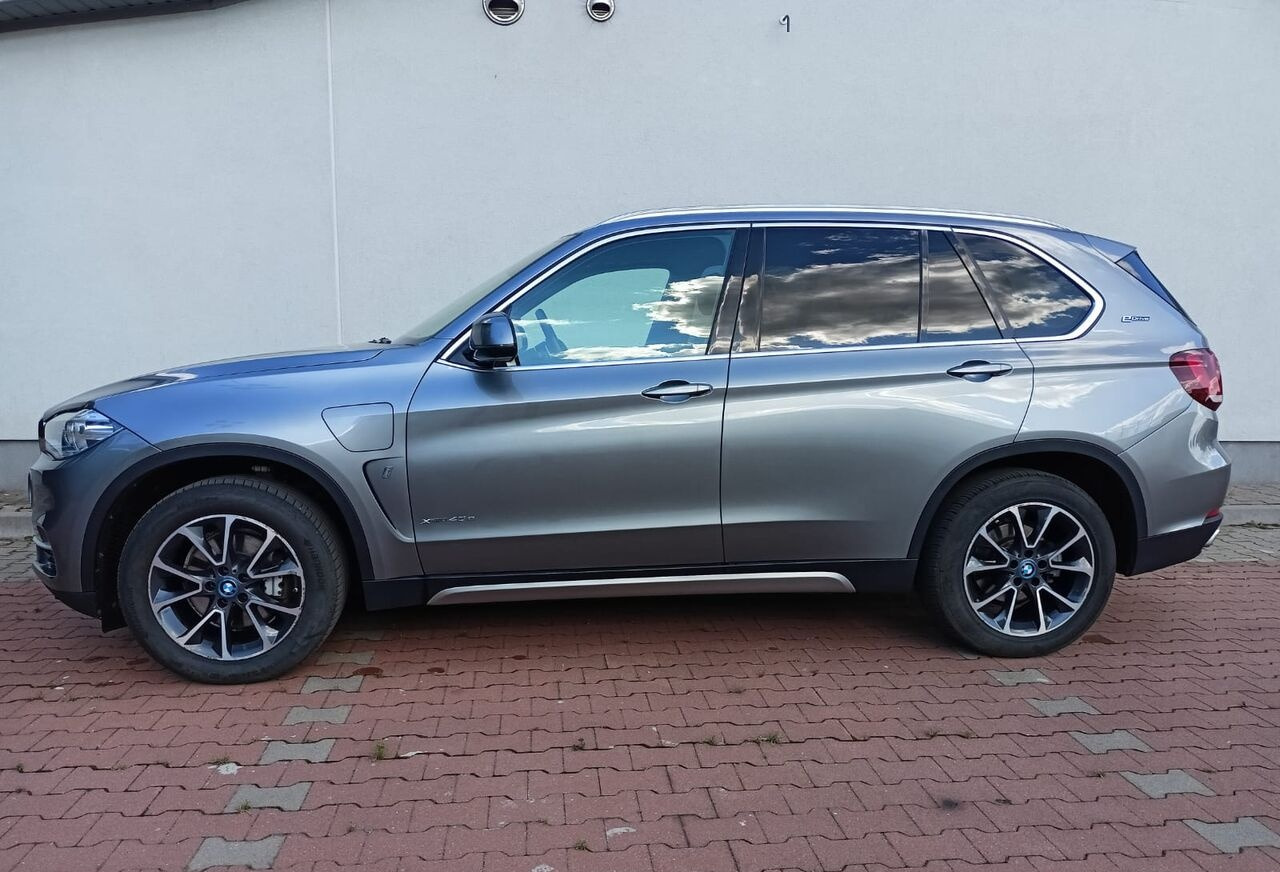 BMW X5 - SUV: Foto 3 BMW X5 - SUV: Foto 3