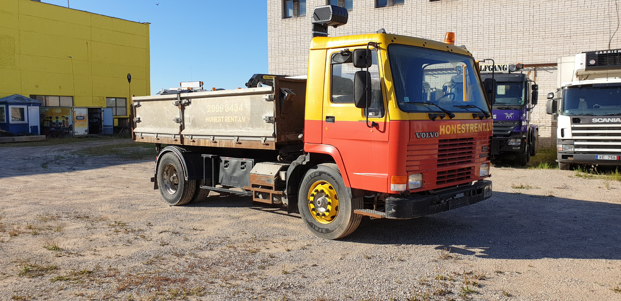 VOLVO FL 7 - Camion basculantă: Foto 3 VOLVO FL 7 - Camion basculantă: Foto 3
