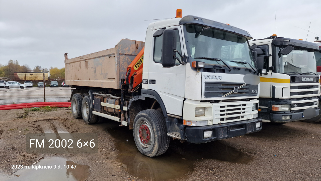 VOLVO FM 12 6x6 - Camion basculantă: Foto 1 VOLVO FM 12 6x6 - Camion basculantă: Foto 1