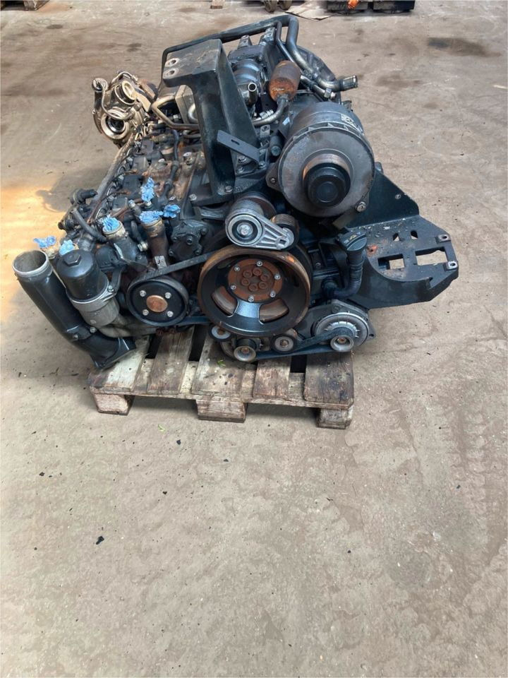 Mercedes-Benz Mercedes Motor OM 906 HLA Euro 5 Citaro OM906HLA 902.926  - Motor pentru Autobuz: Foto 3 Mercedes-Benz Mercedes Motor OM 906 HLA Euro 5 Citaro OM906HLA 902.926  - Motor pentru Autobuz: Foto 3